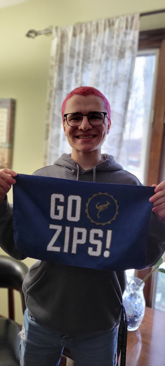 ReeseWalter2's tweet photo. Officially a Zip! @uakron https://t.co/MuUeP4J8Wk