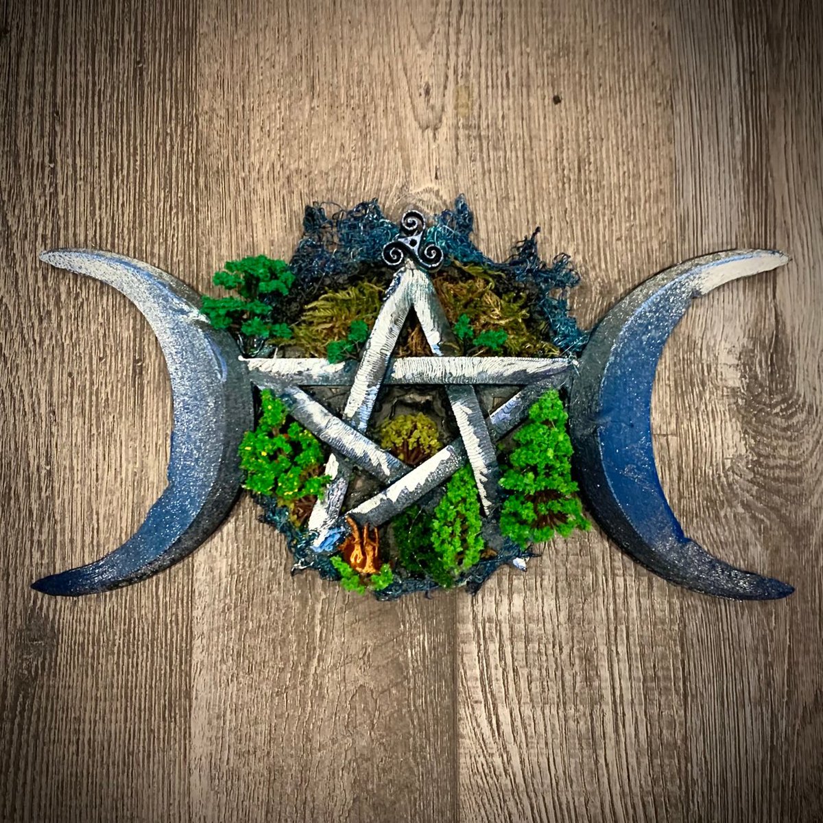 MyRitualMagic's tweet image. Excited to share this new wall sculpture (walltar;-) we made in our #etsy shop: Pentagram Triple Goddess Wall Art   etsy.me/3tMi6dT