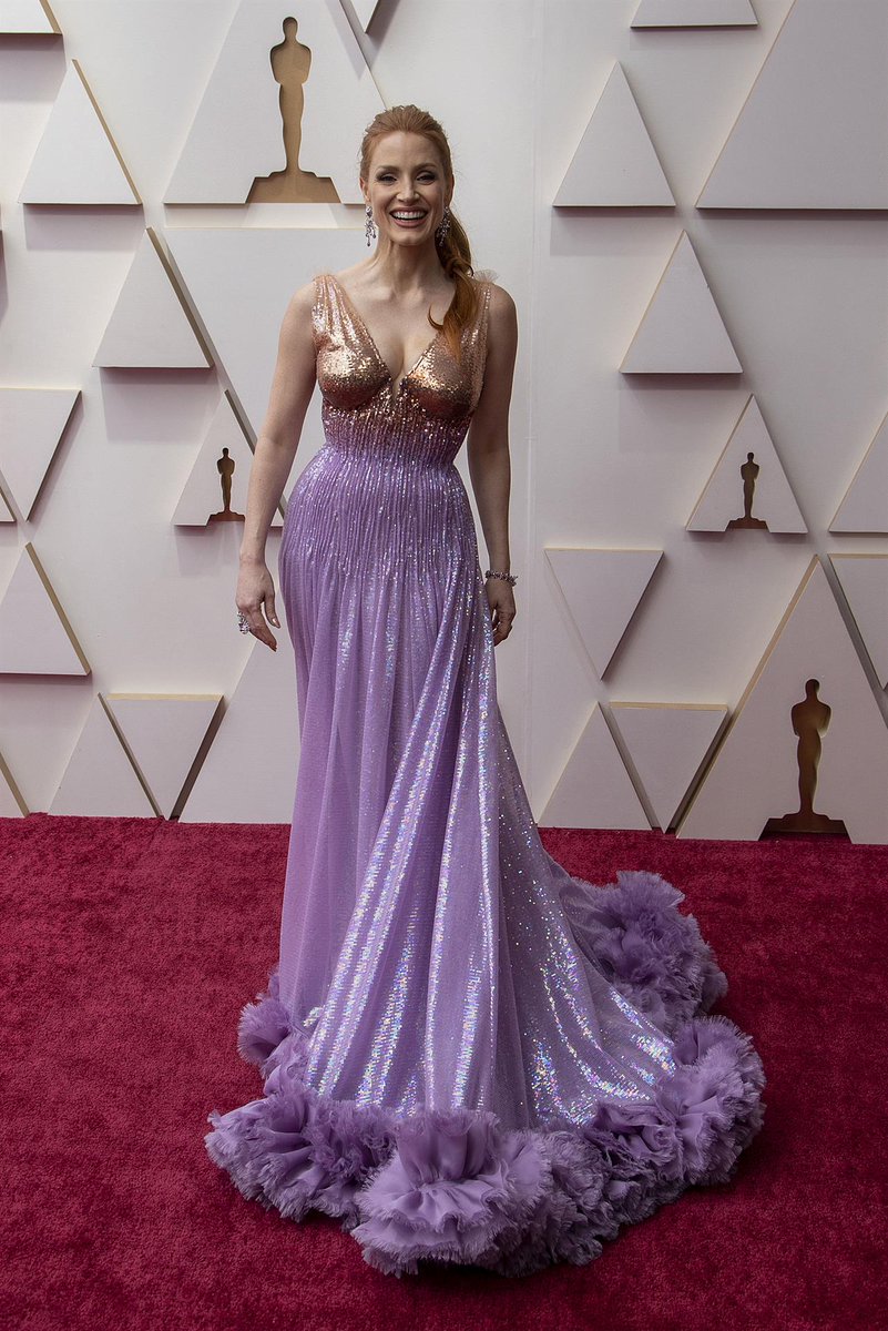 ForbesLifeLatam's tweet photo. Estos fueron algunos de nuestros #toplooks de la 94.ª edición de los Premios #Oscar. ¿Cuáles son tus favoritos?
Foto: EFE/EPA/David Swanson https://t.co/gsek5s2w7Y