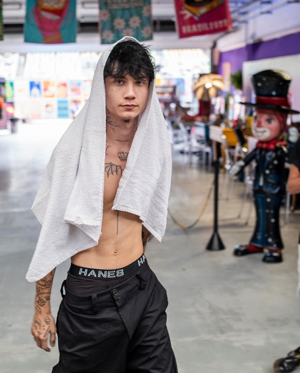 OfDragonHeart's tweet image. — ;;

        Oh my god guys, i have a crush on him 😍😩❤