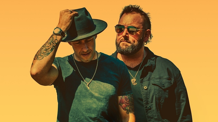 .<a href="/troycassardaley/">Troy Cassar-Daley</a>, <a href="/Wolfe_Brothers/">The Wolfe Brothers</a>, <a href="/shanenicholson/">Shane Nicholson</a> and many more artists will perform at the <a href="/TCMF_Official/">Tamworth Country Music Festival</a> #goldenguitarawards next month. Find out who else is performing as well as hosting here > countrytown.com.au/news/hosts-per…