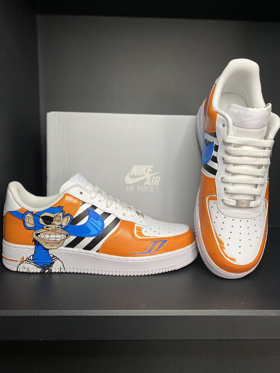 Couldn't be happier with these siiick shoes custom made by <a href="/Sonz1_/">👟 Sonz1</a> tyty!

#BoredApeYachtClub