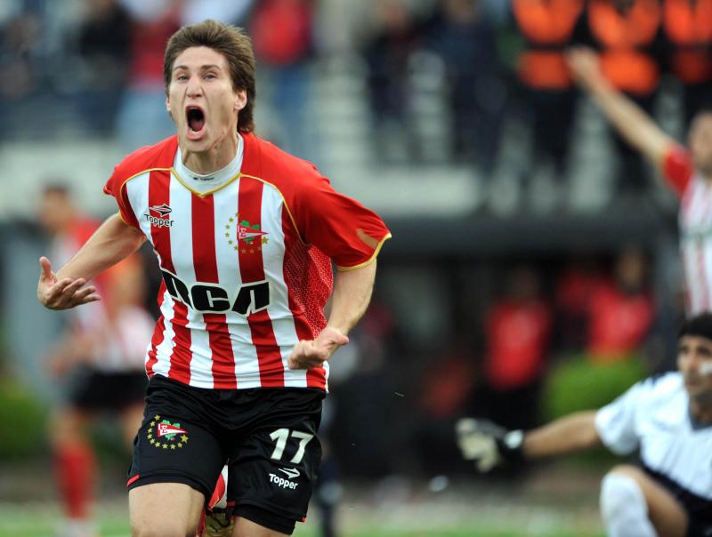 MartinMagallaz's tweet photo. #EDLP COMENZARON LAS CHARLAS PARA LA VUELTA DE FEDE FERNÁNDEZ🔥
El central veterano no está teniendo mucha continuidad en el #NewcastleUnited de Inglaterra y estaría dispuesto a dejar una cantidad de dinero importante para venir a jugar en el pincha. ¿Difícil? Si, no imposible... https://t.co/ZILx7Q1Oux