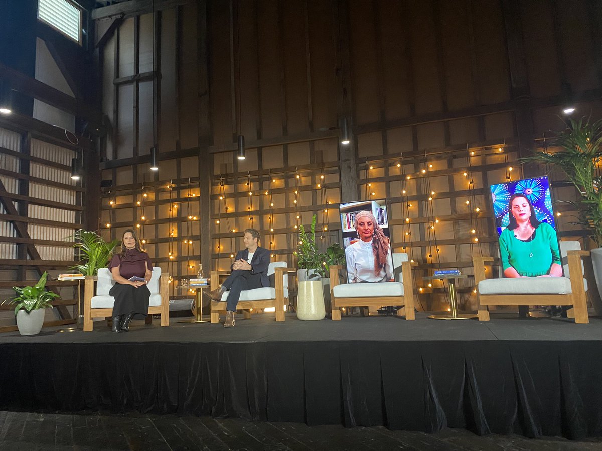 When the show must go on in these COVID times. <a href="/ServiceNow/">ServiceNow</a> #Leaderslounge sharing insights on diversity and the new world of work