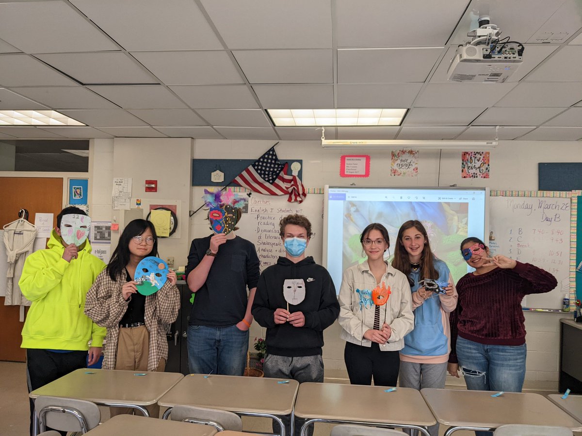 Romeo and Juliet Masks '22!