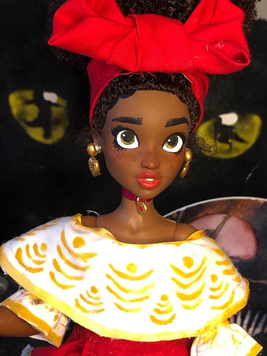 floodsmybrain's tweet photo. after a LOT of hard work i finally have a custom dolores doll! #Encanto #doloresmadrigal https://t.co/RhFkFNUcPL