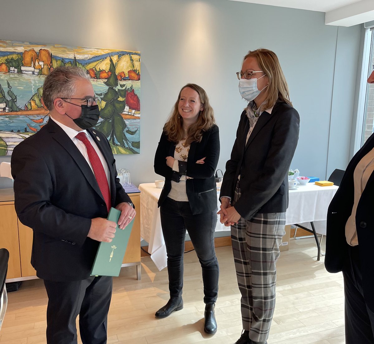 fsorbara's tweet photo. As president of the #Canada-#Europe🇨🇦🇪🇺 IPG, I had the opportunity to welcome the #COTRA delegation &amp; discuss our shared interests from energy security policy to our steadfast commitment to support #Ukraine. 

Special thanks to @EUAmbCanada Gabrič &amp; COTRA Chair Tomas Reyes Ortega https://t.co/2jeMhPbFle