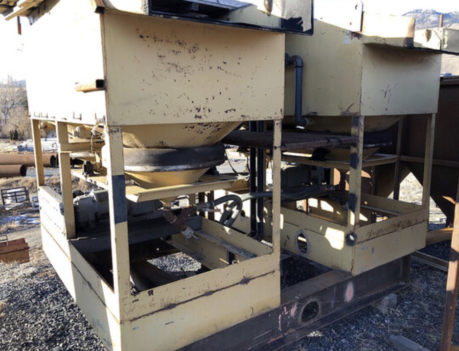 SavonaEquipment's tweet image. IRD quadplex mineral jig plant, consisting of 2-42in by 42in duplex jigs, stainless jig shot bed screen, water heater w/ gauges, rubber diaphragms. Mounted on skid. More info on website. savonaequipment.com/en/ird-42-in-q… #mineraljig #quadplex #jigseparator #jigconcentrator