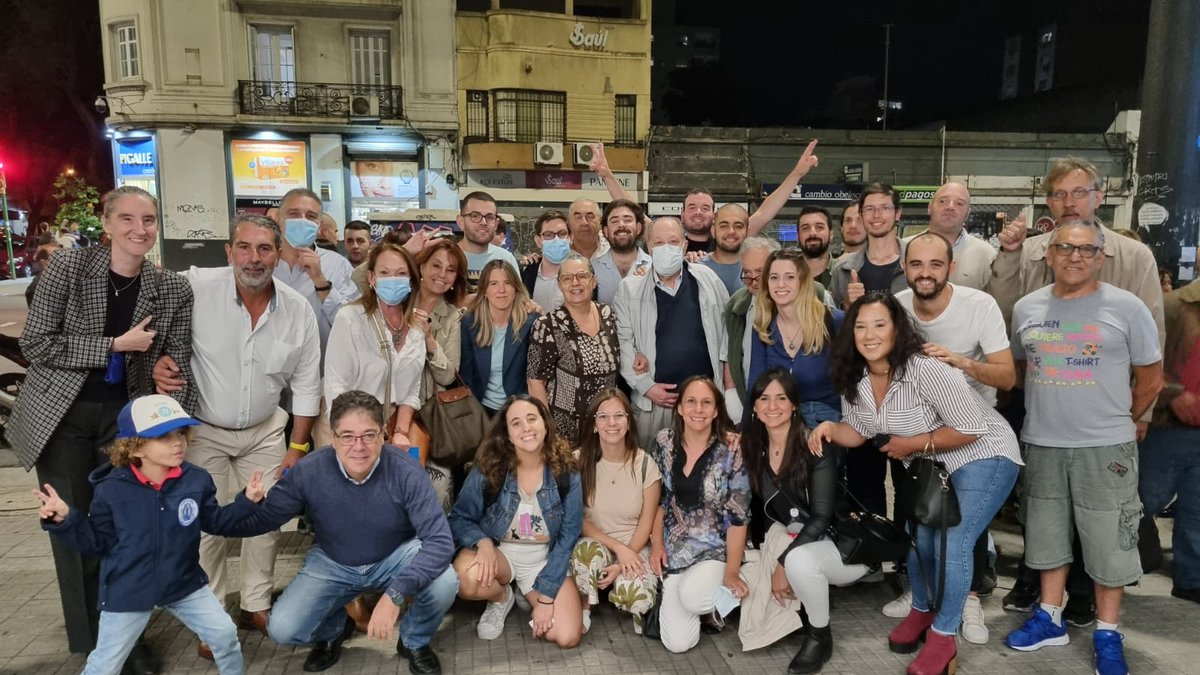 Una nueva Asamblea de nuestra querida <a href="/lista71/">Lista 71 [oficial]</a> en la Sede Central. Afirmamos nuestro compromiso y agradecimiento a la gran militancia, por su constancia y presencia, pilar fundamental en la campaña y en la defensa de nuestro Gobierno.