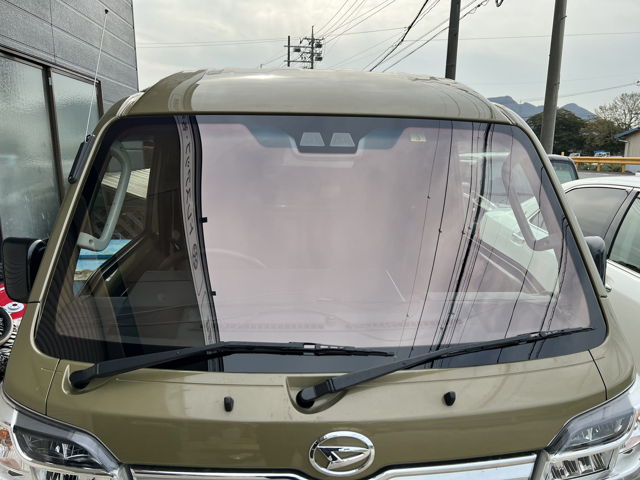 ハイゼットトラックフロントガラス