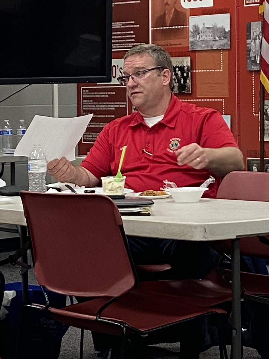 Darrell Edwards (@darrelledwardsd) on Twitter photo Thank you Andy Evans and Goshen Lions Club for all you do to support our Goshen students and community. It was great tonight to hear the things you do out of kindness from scholarships to eyeglasses to random acts of kindness you are appreciated! <a href="/GoshenLocal/">Goshen Local Schools</a> <a href="/goshen_chamber/">Goshen Chamber Of Commerce</a> Thank you Andy Evans and Goshen Lions Club for all you do to support our Goshen students and community. It was great tonight to hear the things you do out of kindness from scholarships to eyeglasses to random acts of kindness you are appreciated! <a href="/GoshenLocal/">Goshen Local Schools</a> <a href="/goshen_chamber/">Goshen Chamber Of Commerce</a>