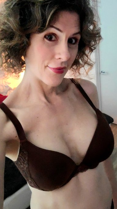 tfw you're about to do something NAUGHTY! 😜 https://t.co/eQDMisjnY3<a href="/tag/outdoors"class="tags"><span>#outdoors</span></a><a href="/tag/clip"class="tags"><span>#clip</span></a>