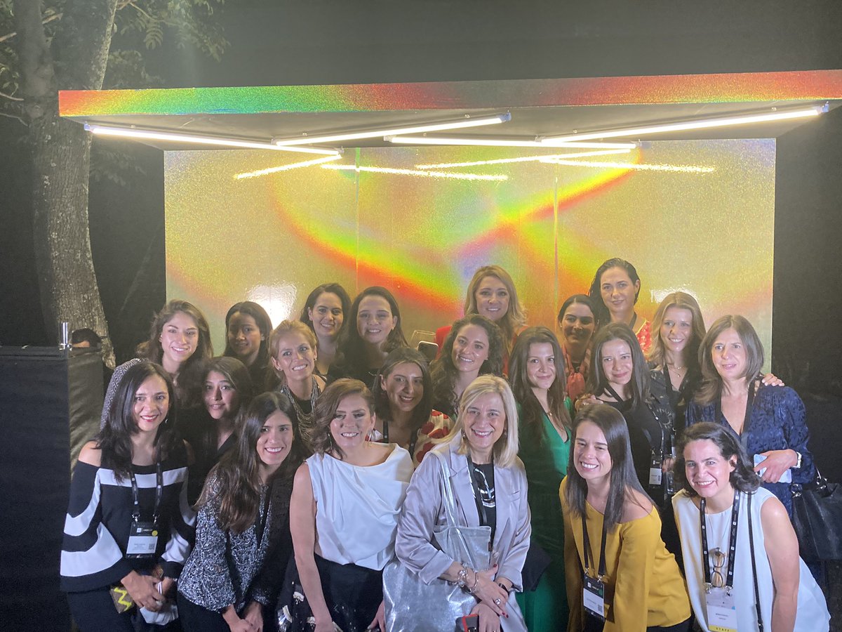 Mujeres Invirtiendo tweet media