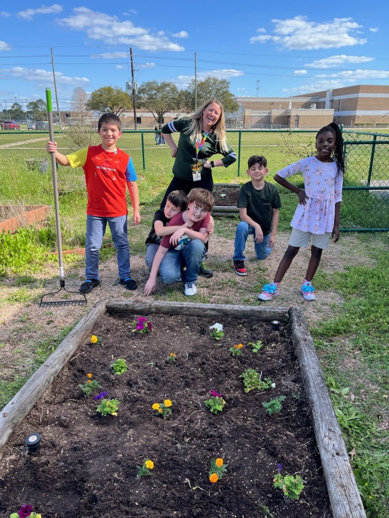 Garden club progress! <a href="/GreenwoodKISD/">Greenwood Forest</a>