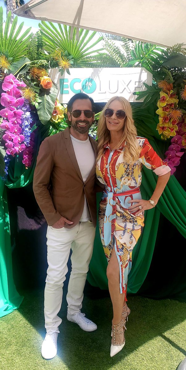 christophergia's tweet photo. It’s not the #Oscars without @producerdeb and her #EcoLuxeLounge Pre-Oscars Luxury Brunch and Lounge in celebration of the Oscar nominees at the @beverlyhilton It’s also not a party without these three @billbakho @kentspeakman and @PeggyTanous 👍 https://t.co/1BF3OAQQXn