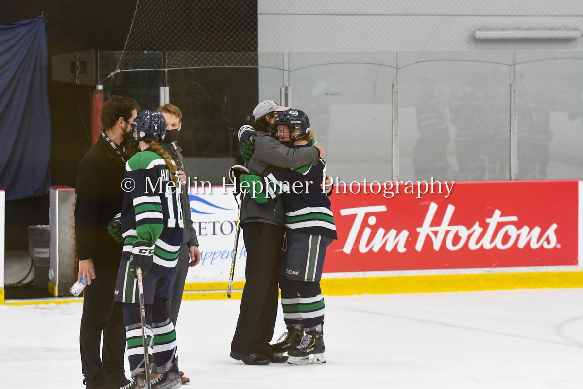 pvcameraguy's tweet photo. Tomorrows the day, the @USPORTSca national women's hockey championship gold medal game, featuring the @OUAsport @nulakers. I can't believe it will be my daughters last university hockey game. Congrats to "C"@katieheppner @dturk89 and the whole Lakers team, on getting this far!! https://t.co/9ZDoR2zfF5