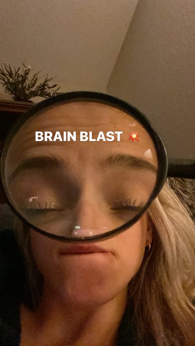 Emily Zugay tweet media