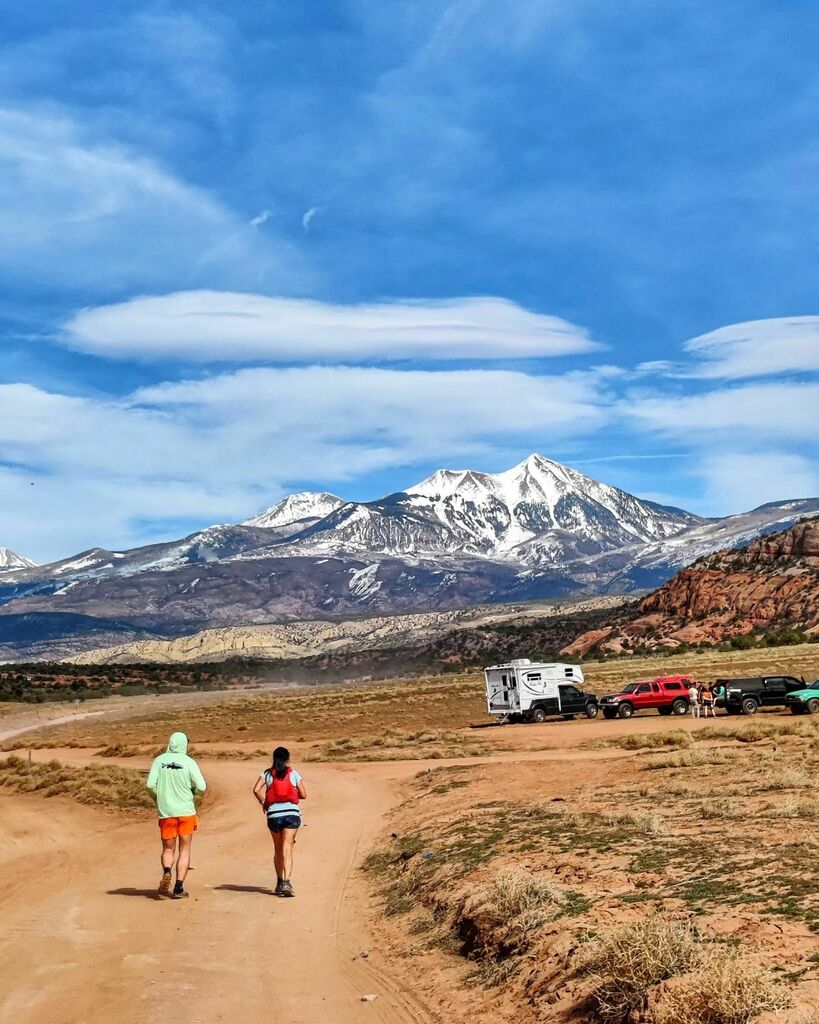 TriMilan's tweet image. Scorching hot day at Behind the Rocks 50k, but I still loved every moment of it!

#ultrarunning #trailrunning #behindtherocks instagr.am/p/Cbl2IU6s1XW/