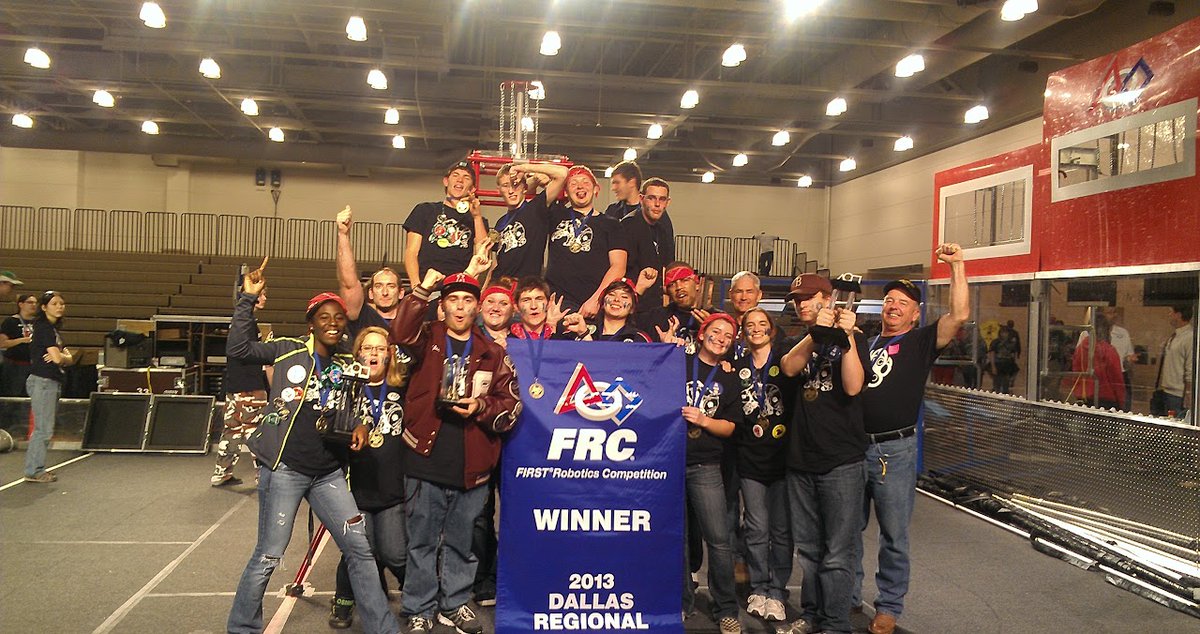 frc4610's tweet photo. #10yearchallenge 
Then and now
Thanks to our alliance partners @frc3310 and @Robowranglers for being great alliance captain and partners (both times) and winning the FIRST in Texas District Irving Event. https://t.co/Mo0mSweDMo
