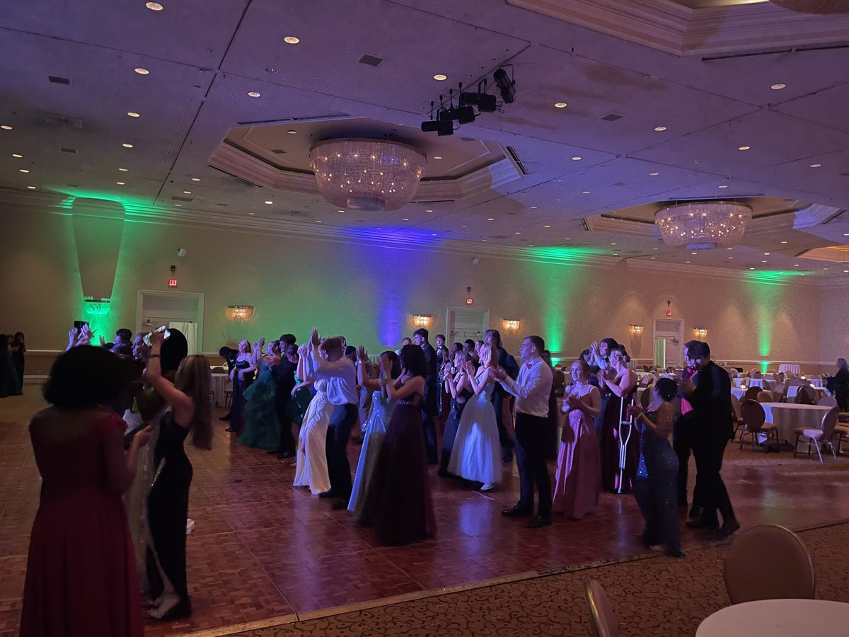 JWMHS's tweet photo. #MustangProm was a most excellent time! Be safe and make good choices, #Mustangs! #YouCantStopProm #YouCantStopExcellence https://t.co/4iIvMDwqFw
