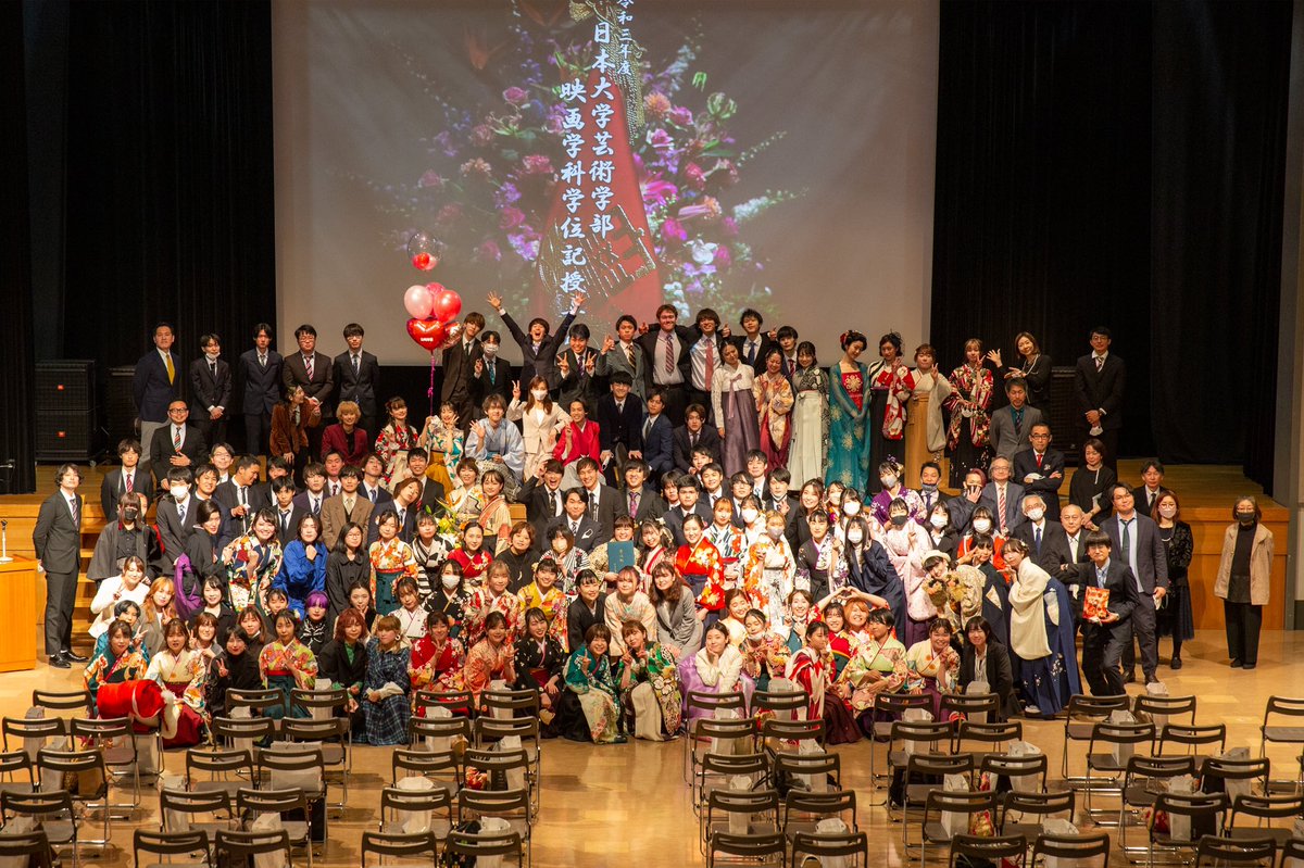peperontinow's tweet photo. 休学含み5年間在籍してた日本大学芸術学部映画学科卒業しました！
ここだからこそ出逢えた人、友達、環境があった。
毎日が楽しいと思えた刺激的で忘れられない大学生活を本当にありがとう！ https://t.co/C5KTPWIhZj
