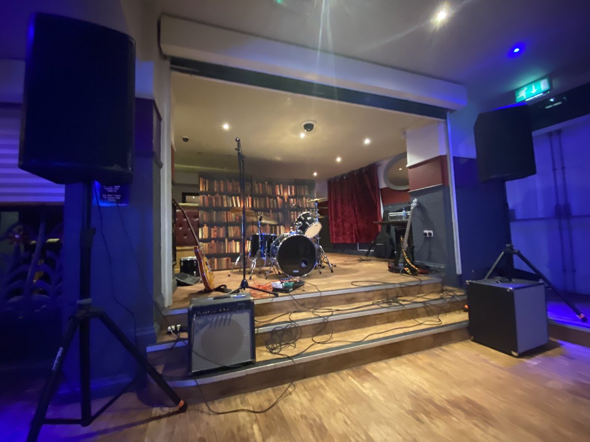 Pacifica_bandcf's tweet photo. Class night playing at the North Star once again. Always a pleasure and thank you everyone who came out to support us! Huge x

#livemusic #band #pacifica #drums #cardiff #wales #welsh #pub #pint #orcharddriveep https://t.co/SCgy5B08P0