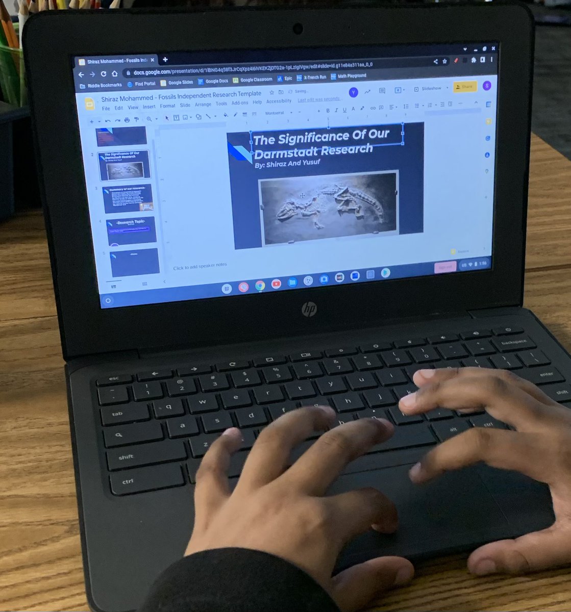 TollingerT's tweet image. Added an extension activity to our Fossils ADI. Instead of a paper, we had our young scientists summarize the significance of their research in slide presentations for Open House. They rocked it! 🤩 @JEFlemmer @mcleodl @ci_elem #FISDElemSci #ADI @RiddleElem