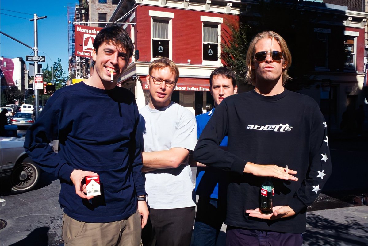 ImagenRetro's tweet photo. Foo Fighters, 1999. https://t.co/izvf0k7Ccs