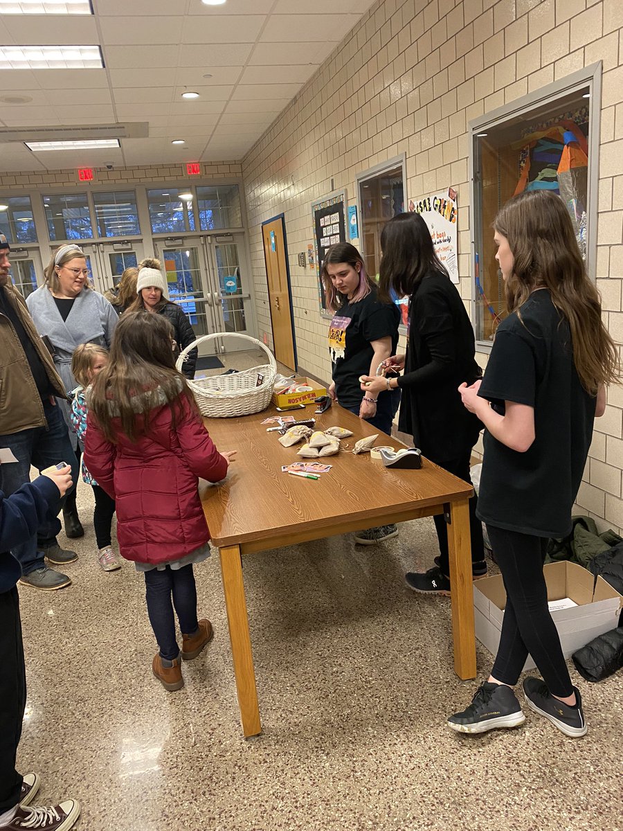 MrsKatelynToth's tweet photo. Last chance to see JMS’s Oliver! Jr. is underway! So #leboproud of the hard work and dedication our amazing students and staff put into this show! 🎶 https://t.co/FMHl387zzN