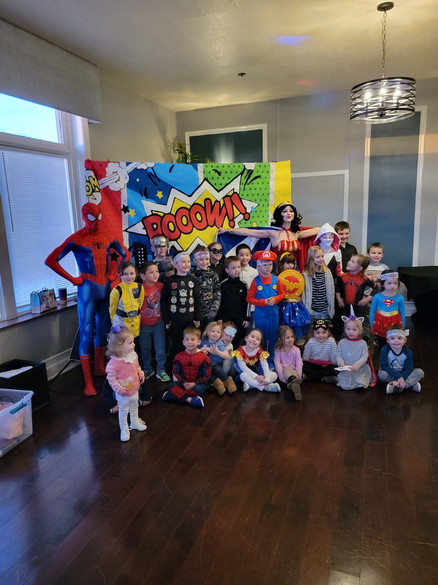 12onthestimp's tweet photo. Spiderman and Wonder Woman the hit of the event. https://t.co/VtPEB2XqR0