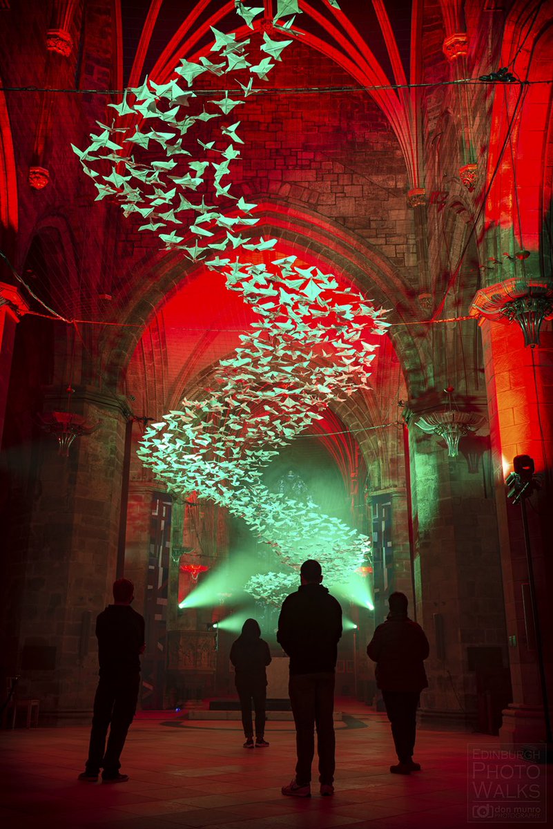 The Scottish premiere of Michael Pendry's stunning Les Colombes (The Doves) is on now at <a href="/StGilesHighKirk/">St Giles' Cathedral</a>
You can learn all about it by visiting the <a href="/burnsandbeyond/">Burns&Beyond Festival</a> Twitter account.
#Edinburgh #VisitScotland #StGiles #BurnsAndBeyond #LesColombes #WingsForPeace #ArtForPeace