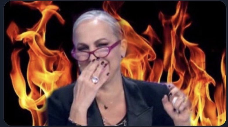 goghsplume's tweet photo. una serata in pena per l’uscita di crytical e poi scopro che era tutta una burla ed è salvo https://t.co/2OYlE7DklT