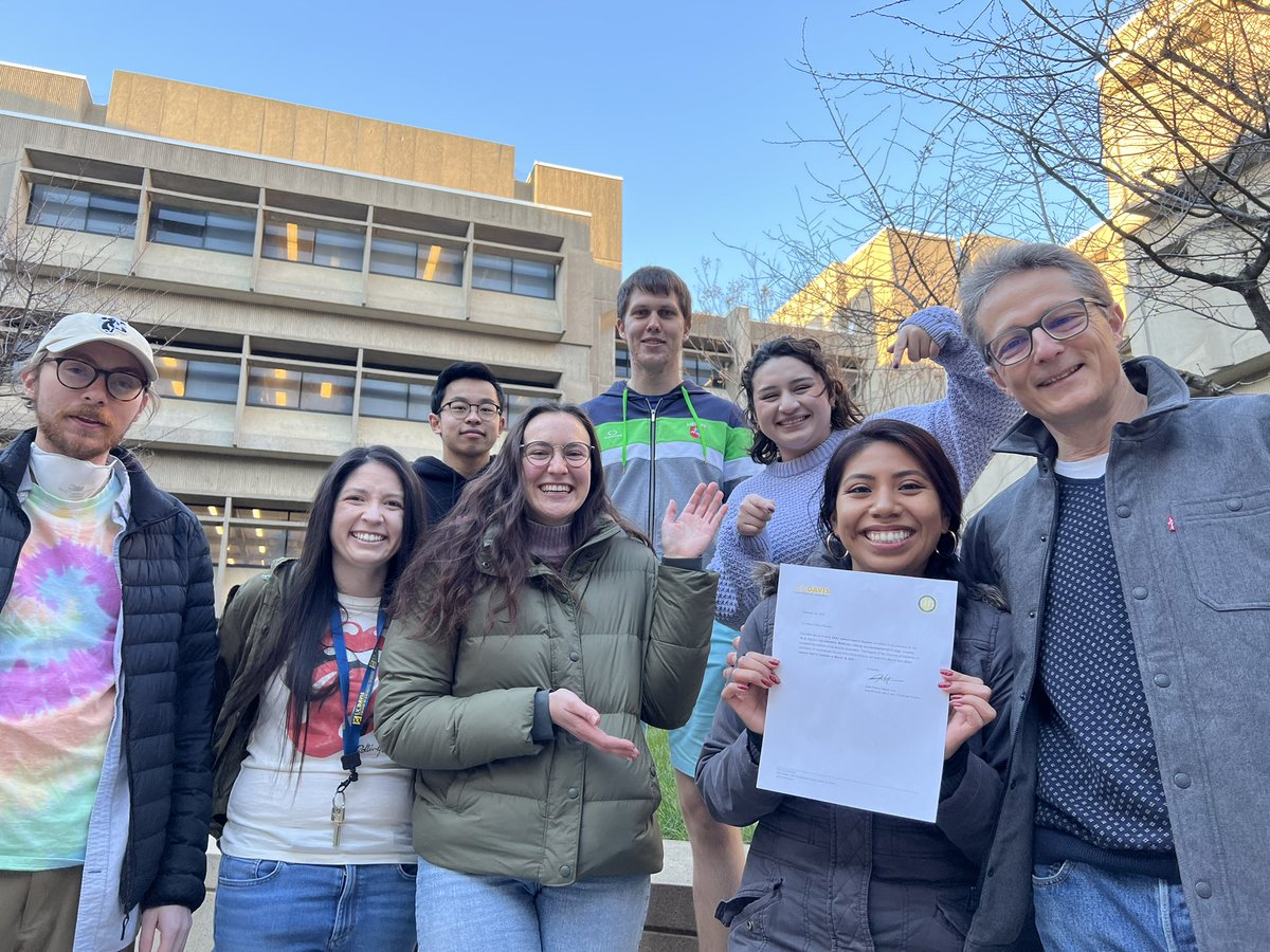 Fred Chedin (@flchedin) on Twitter photo So happy and proud to officially introduce Dr. Castillo Guzman!! <a href="/dcasguz/">Daisy Castillo Guzman</a> 👏🏻🎉 Felicidades!! I can’t wait to watch your career blossom <a href="/altoslab/">Altos Lab</a> with my dear friend and colleague <a href="/jodi_nunnari/">Jodi Nunnari</a> So happy and proud to officially introduce Dr. Castillo Guzman!! <a href="/dcasguz/">Daisy Castillo Guzman</a> 👏🏻🎉 Felicidades!! I can’t wait to watch your career blossom <a href="/altoslab/">Altos Lab</a> with my dear friend and colleague <a href="/jodi_nunnari/">Jodi Nunnari</a>
