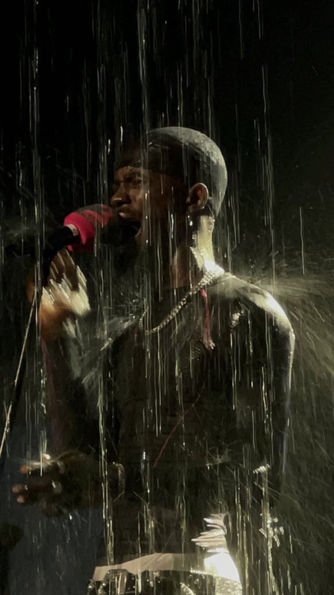 THIS IS KWEKU THE TRAVELLER <a href="/blacksherif_/">IRON BOY</a> ❤️