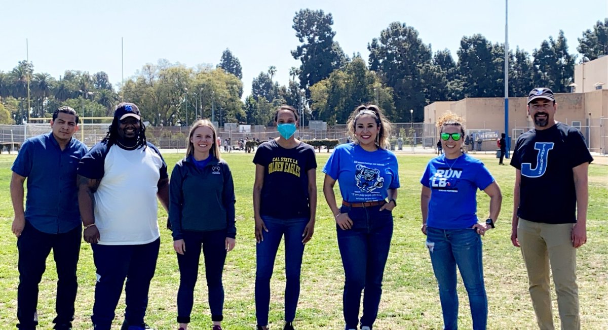 lbjordanhigh's tweet photo. #FunFridays on the #Northside!
This month’s activities fun was sponsored by our Male Leadership Academy🐾 #Kickball #Dodgeball #CaptureTheFlag #LBJordanHigh https://t.co/3Oo7noJYkv