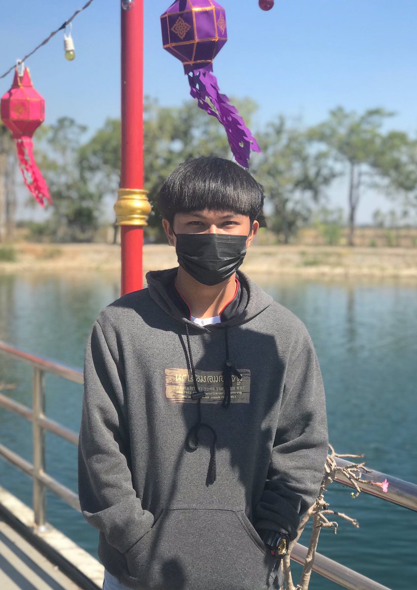 Tonanusorn2545's tweet photo. Happy birthday to you 20 year 🎂❤️😊 https://t.co/iGyCsy4yNo