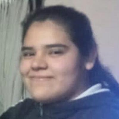 desaparecidaorg's tweet photo. Tiziana Aylén Álvarez tiene 16 años, desapareció el 25/3 en Malvinas Argentinas, provincia de Buenos Aires. Se hizo la denuncia. Por favor compartir, y si la ven avisar #URGENTE a la policía local, o al ☎️ 911

#MalvinasArgentinas #BuenosAires https://t.co/v0prRwNozg