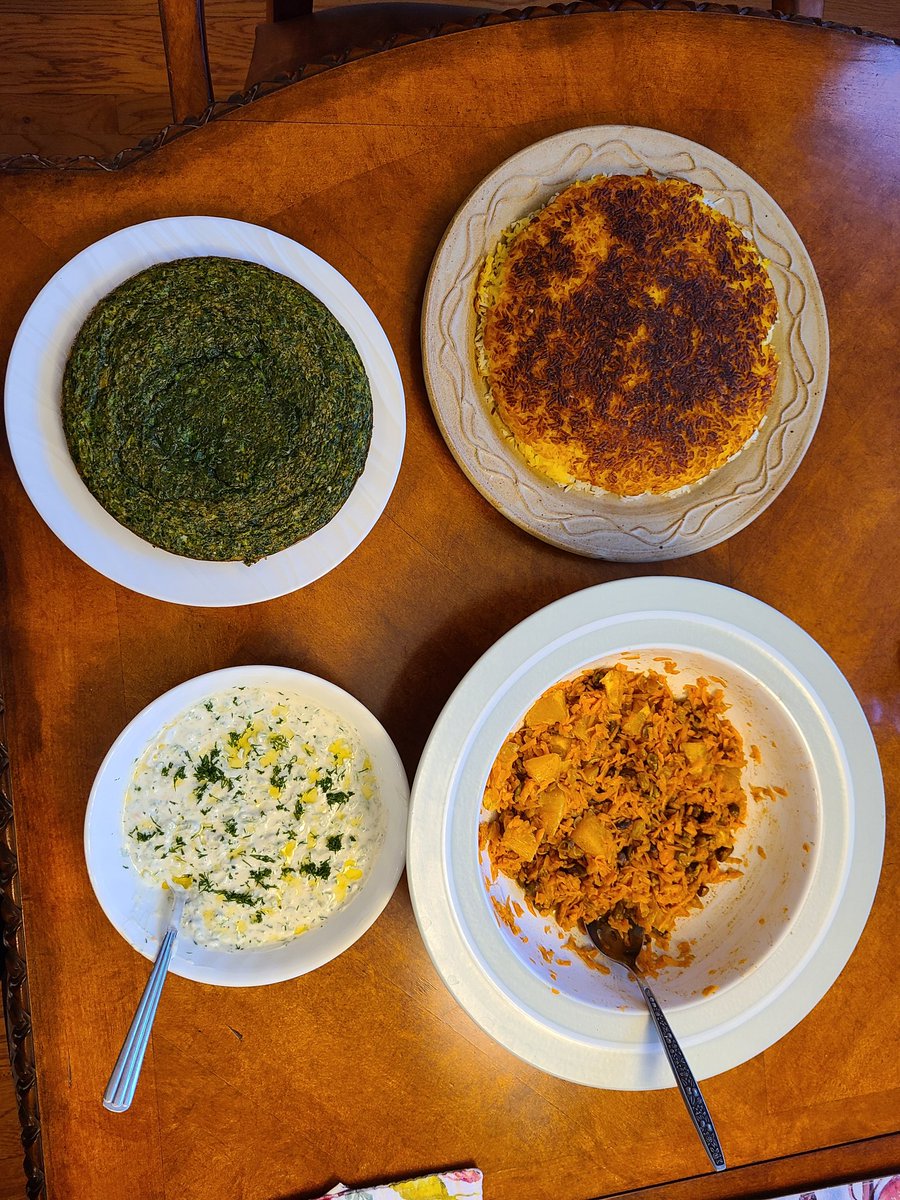 In honor of the Persian New Year Nowruz last week, we cooked some traditional dishes as best we could. Kudu Sabzi (herb frittata), Tahdig (crispy rice), Carrot Salad, Borani-yeh Karan’s (celery yogurt dip). Thanks <a href="/snappeanc/">Snap Pea</a>! <a href="/LWarnerDVM/">Lindsay Warner</a>