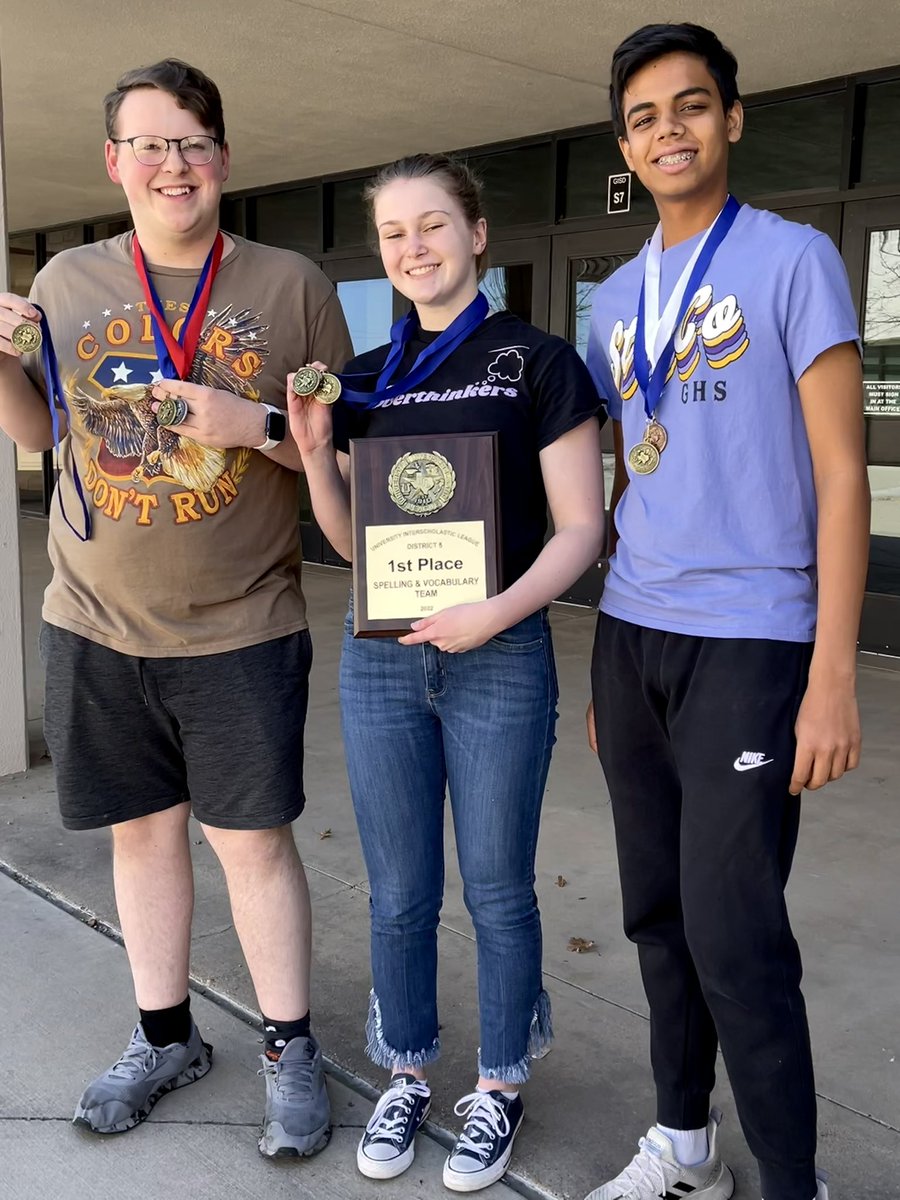 UIL rockstars, right here! Four of them are seniors. Most have been with me 2-3 years—one has been with me all 4 years. To say I’ll miss them when they graduate is a HUGE understatement! These are your district accounting &amp; spelling champs. On to regionals!🏴‍☠️⚓️💜💛 #UILAcademics