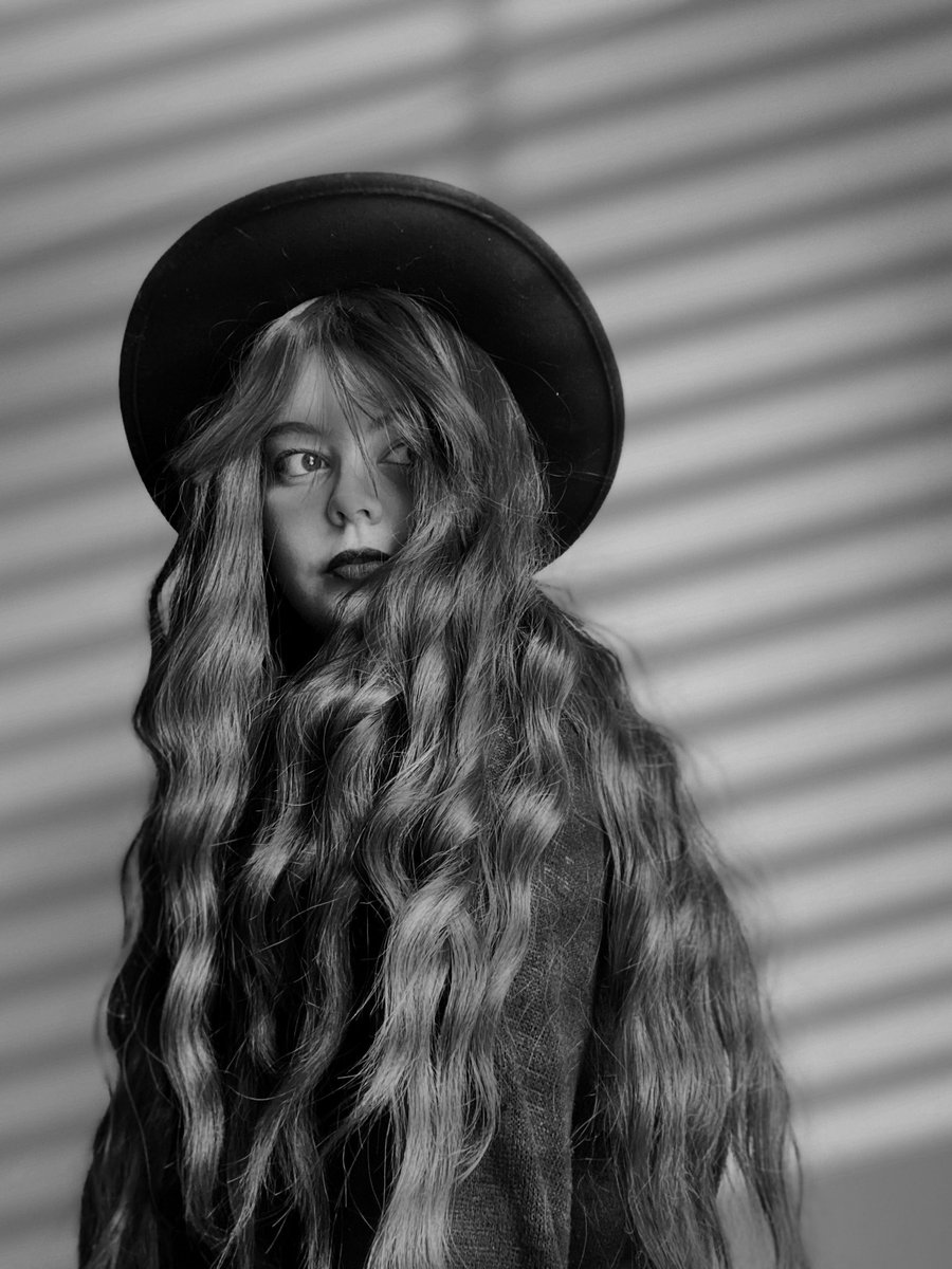 maddy_little's tweet photo. The music life has been going so well lately and I’m just so pumped to be doing what I love 💛 https://t.co/goknjOnV5X