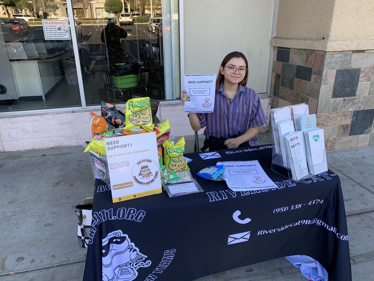 riversidecat911's tweet photo. Our mobile unit is out today near the Sparklean Laundromat at 3911 Chicago Ave, Riverside. Stop by for chips, resources and crisis intervention support! #createcommunitycare https://t.co/3teBRo8d1I