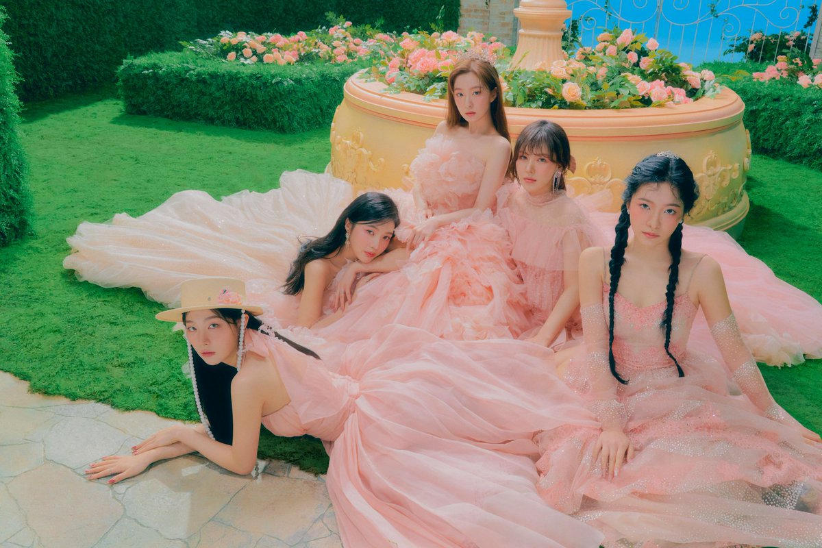 RPREDV's tweet photo. Red Velvet ‘Feel My Rhythm’ MV

https://t.co/0nqnENGTrM

#RPREDV #VIPERSENT #REVEFESTlVAL https://t.co/Z0fNJO1Ahx