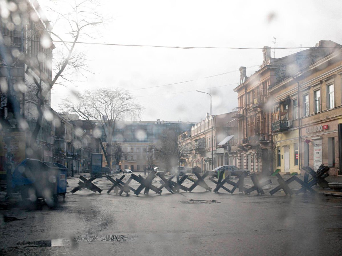 libe's tweet photo. «Je pense que toutes les personnes qui ont vu la morgue de Mykolaïv s’en souviendront» : l’Ukraine dans l’œil du photographe William Keo https://t.co/8Zis36ih1G https://t.co/lYFbvKkEwk