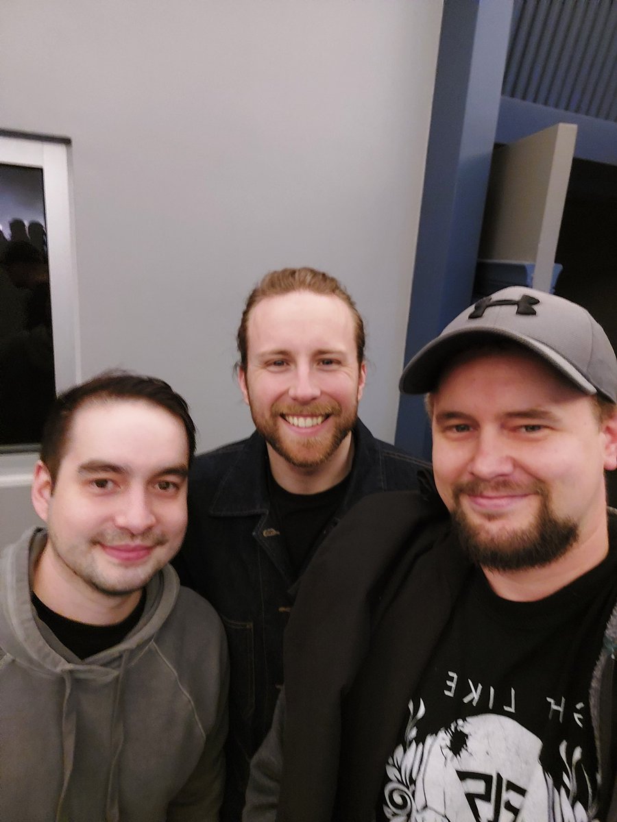 diamond_drew89's tweet photo. @jtcavey and Jesse, holla atcha boy. https://t.co/ekHetccF7G