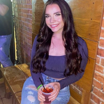 caitlyn_glisson's tweet photo. #NewProfilePic https://t.co/noZNpdMVtg