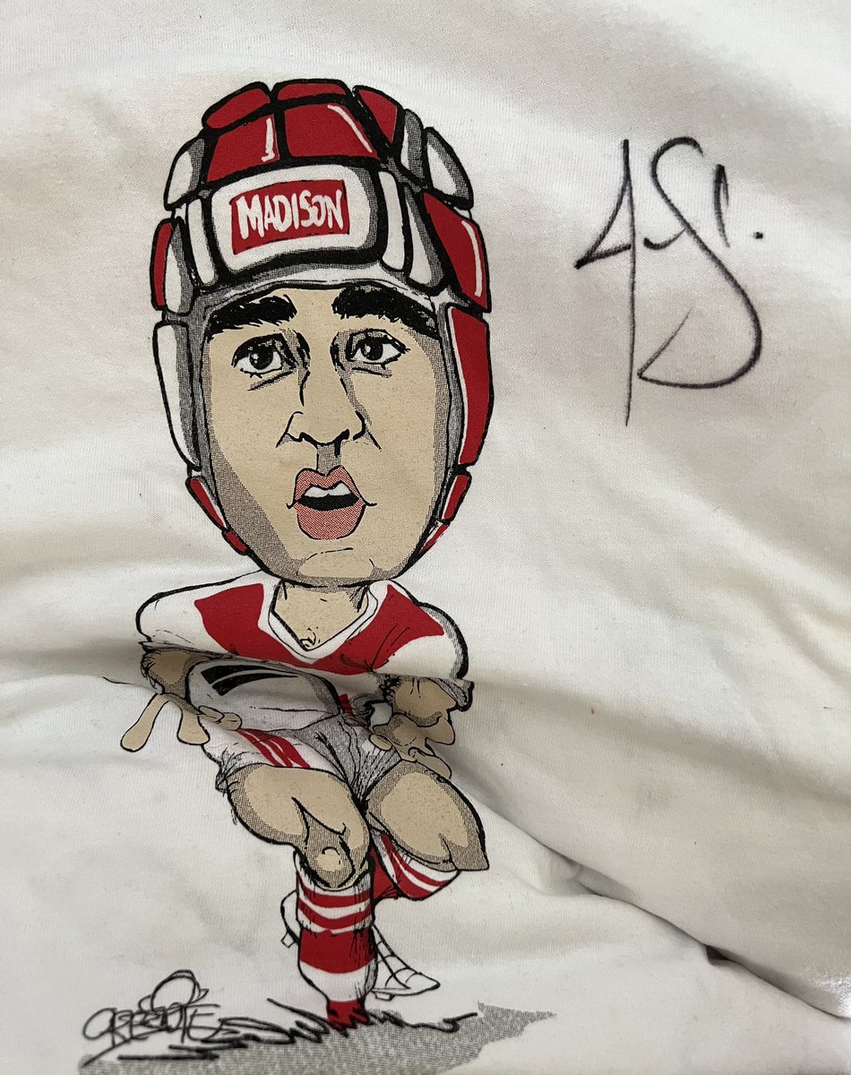 dragondazz's tweet photo. Hey @sowwowofficial6 , do you remember these!?? Just came across one from my old man’s in the cupboard from back in the day. His since passed, but Great Memories. https://t.co/HlPGFwGQUE