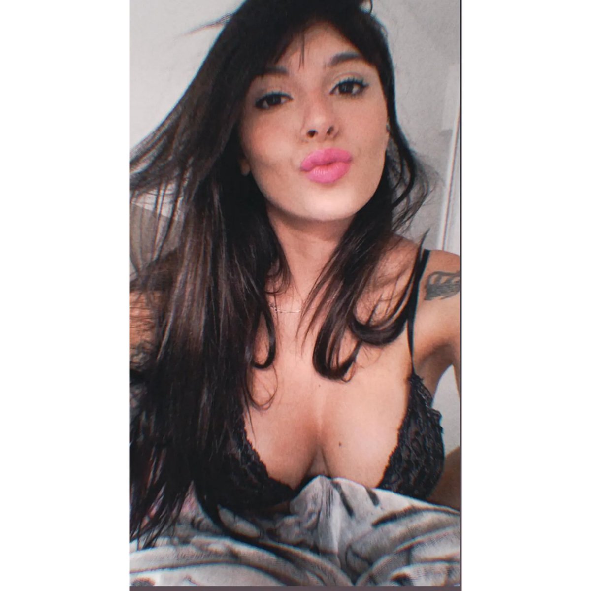 mel_bayer's tweet photo. #NuevaFotoDePerfil https://t.co/r0K8lRpYHf