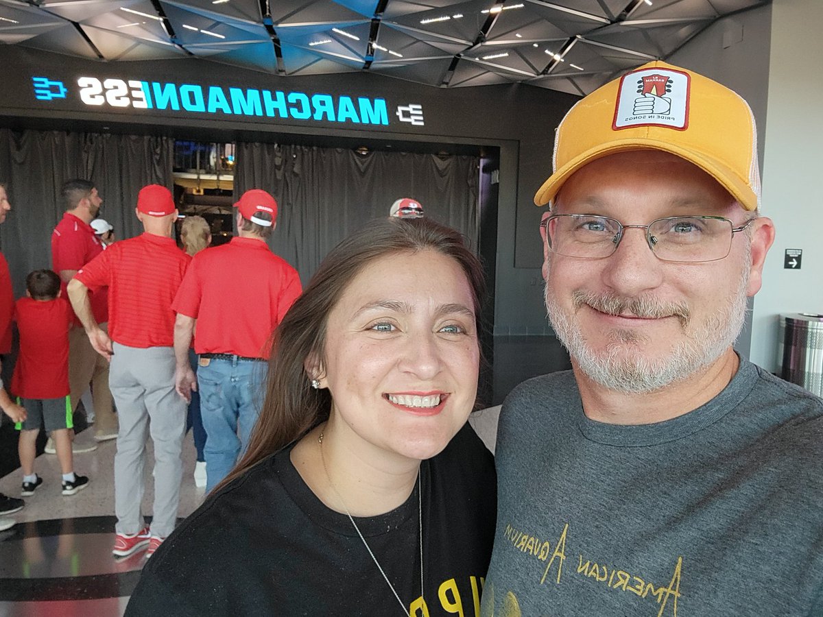 thedouglasp's tweet photo. #mmselfie go Nova!!!!! https://t.co/dYwlpo4Tq0