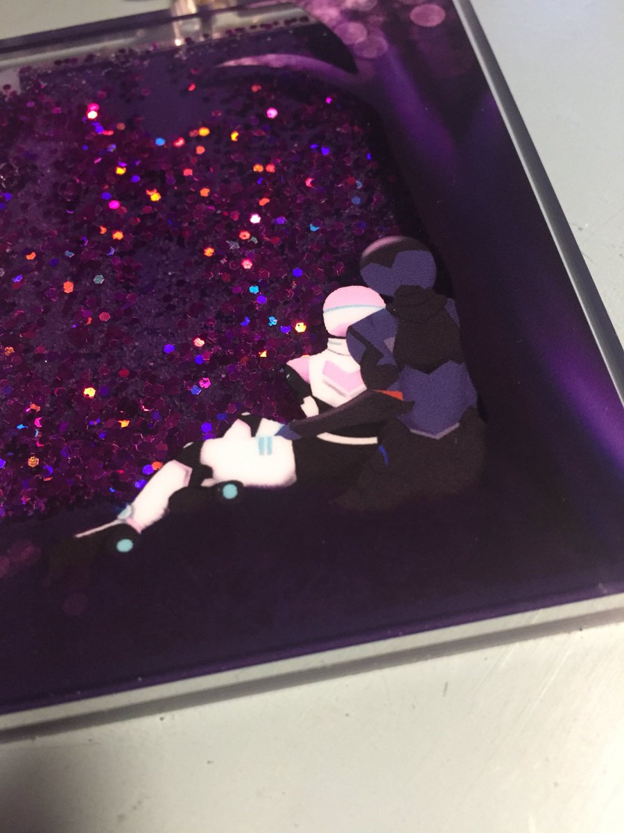 CrystalRebelion's tweet photo. So I did a thing and I'm pretty pleased with how it turned out!  Liquid quicksand acrylic charms! Just some soft #Lotura exploring the universe together. 🥺 https://t.co/p5pwqnJqaY