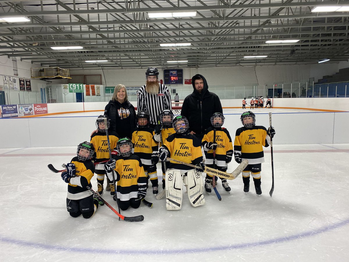 Michell89253923's tweet photo. Couldn’t be more proud of these boys, they’ve  worked hard all season and ended it with a big win today!!! No better way to end the season congrats U7 Black Vipers!!! https://t.co/FQ5H4q2w9V